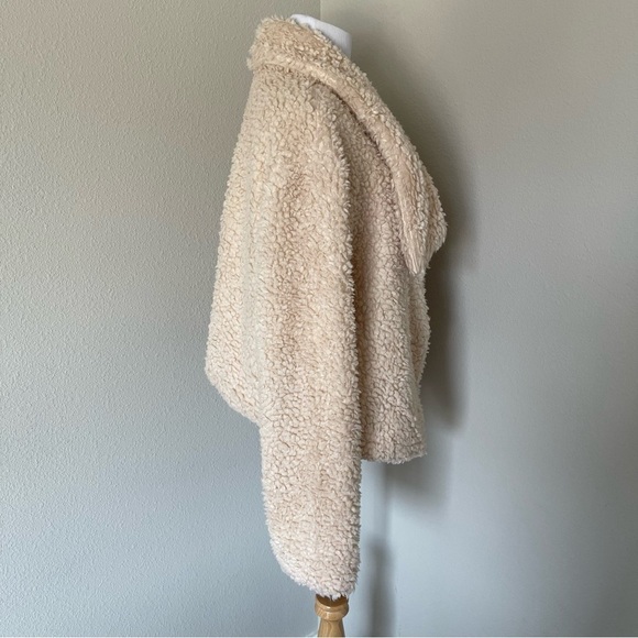 Cream Sherpa FAVLUX Jacket - Picture 3 of 7